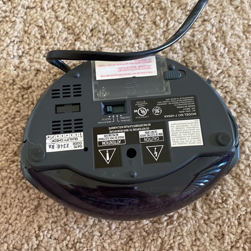 Alarm Clock - Picture 4 of 4